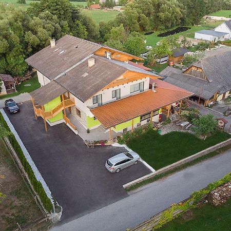 Lorenzer Schlafstubn/Haus Wanderl Sankt Lorenzen im Murztal エクステリア 写真